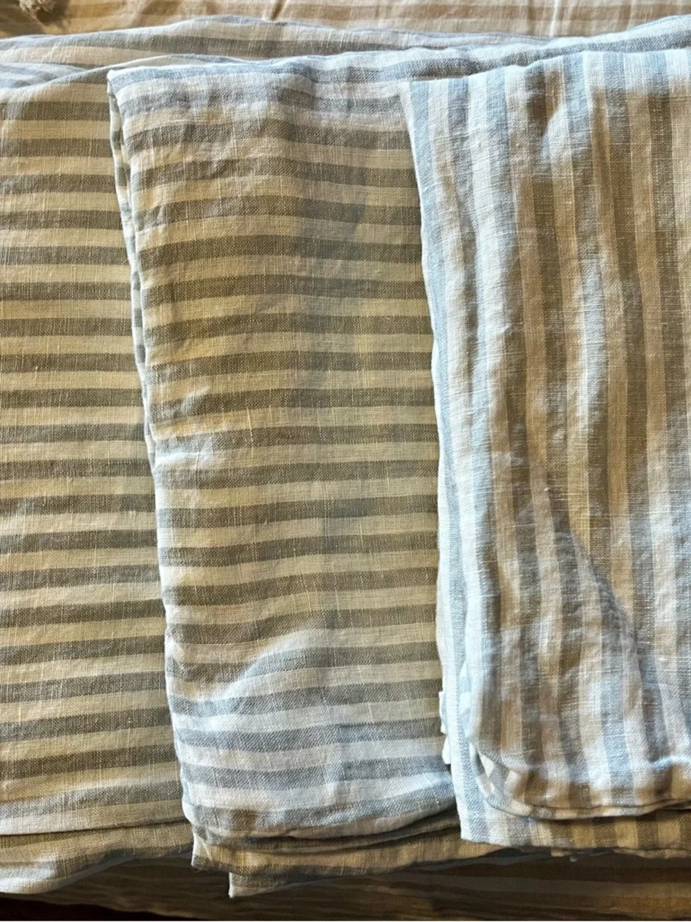 NWOT QUINCE European Linen Duvet Cover Set Mist Stripe Full/Queen 3 Piece - Picture 7 of 7